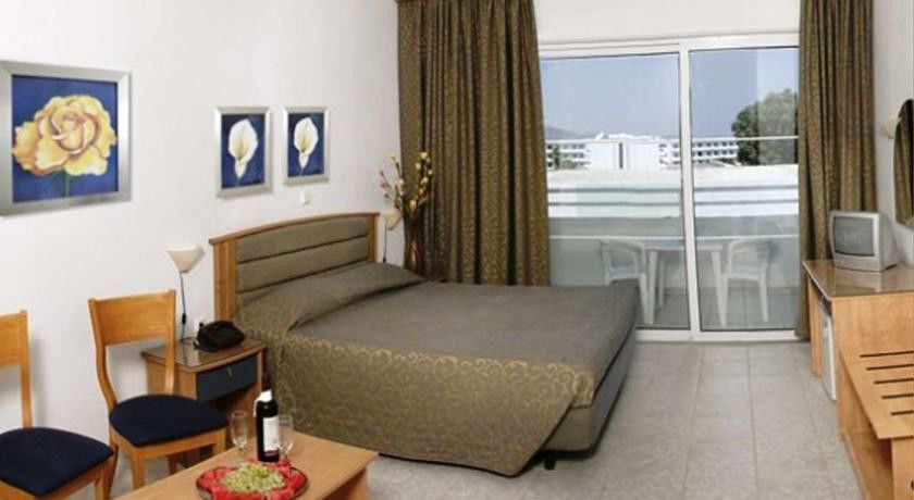 Memphis Beach Hotel โคลิมเบีย ภายนอก รูปภาพ