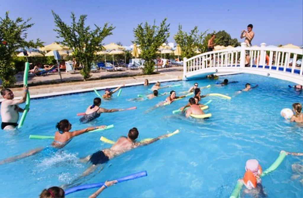 Memphis Beach Hotel โคลิมเบีย ภายนอก รูปภาพ